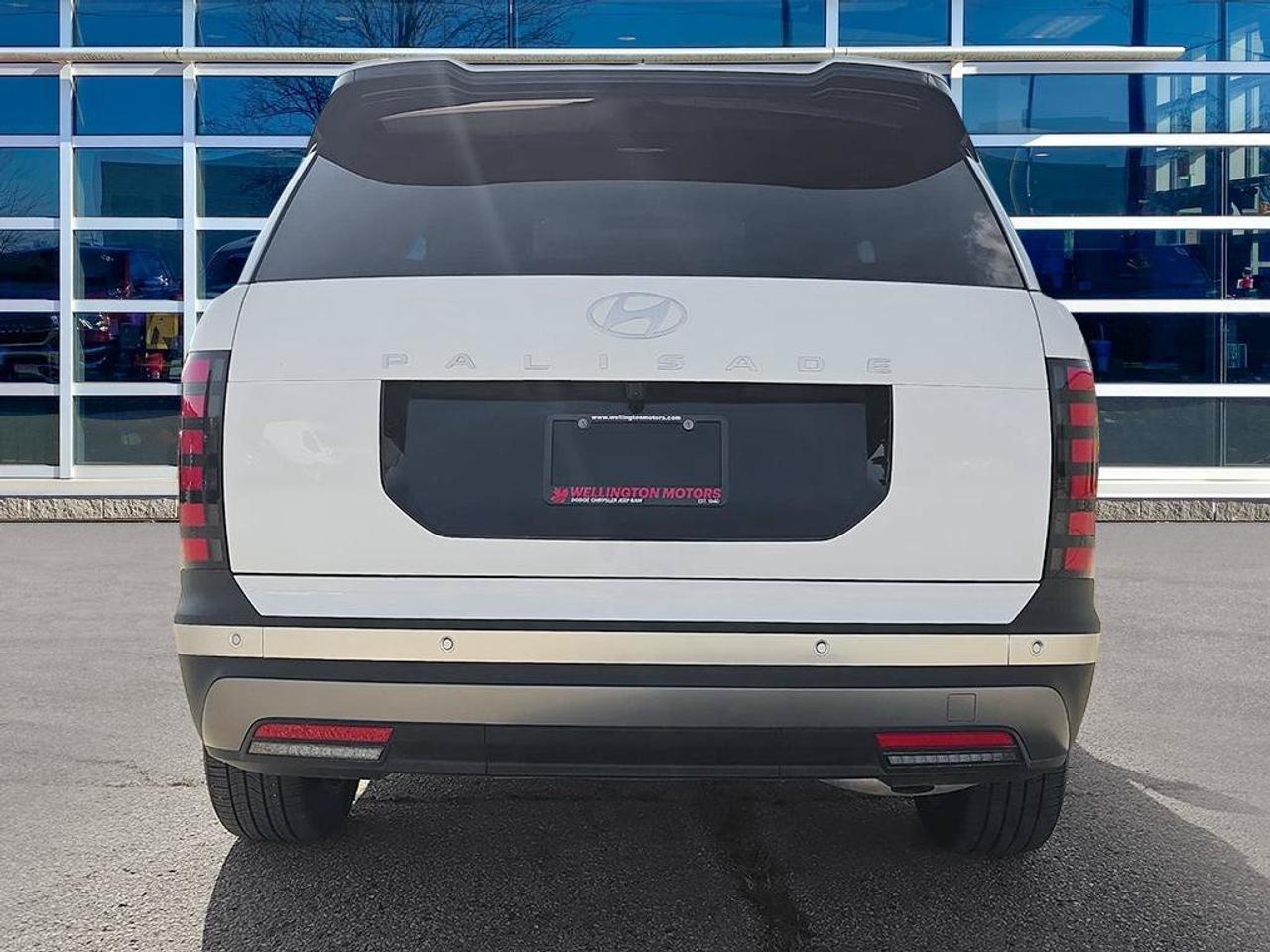 2026 Hyundai PALISADE Preferred Trend | One Owner | Clean CarFax | Low KMS | Remaining Factory Warranty | Smells New! Photo
