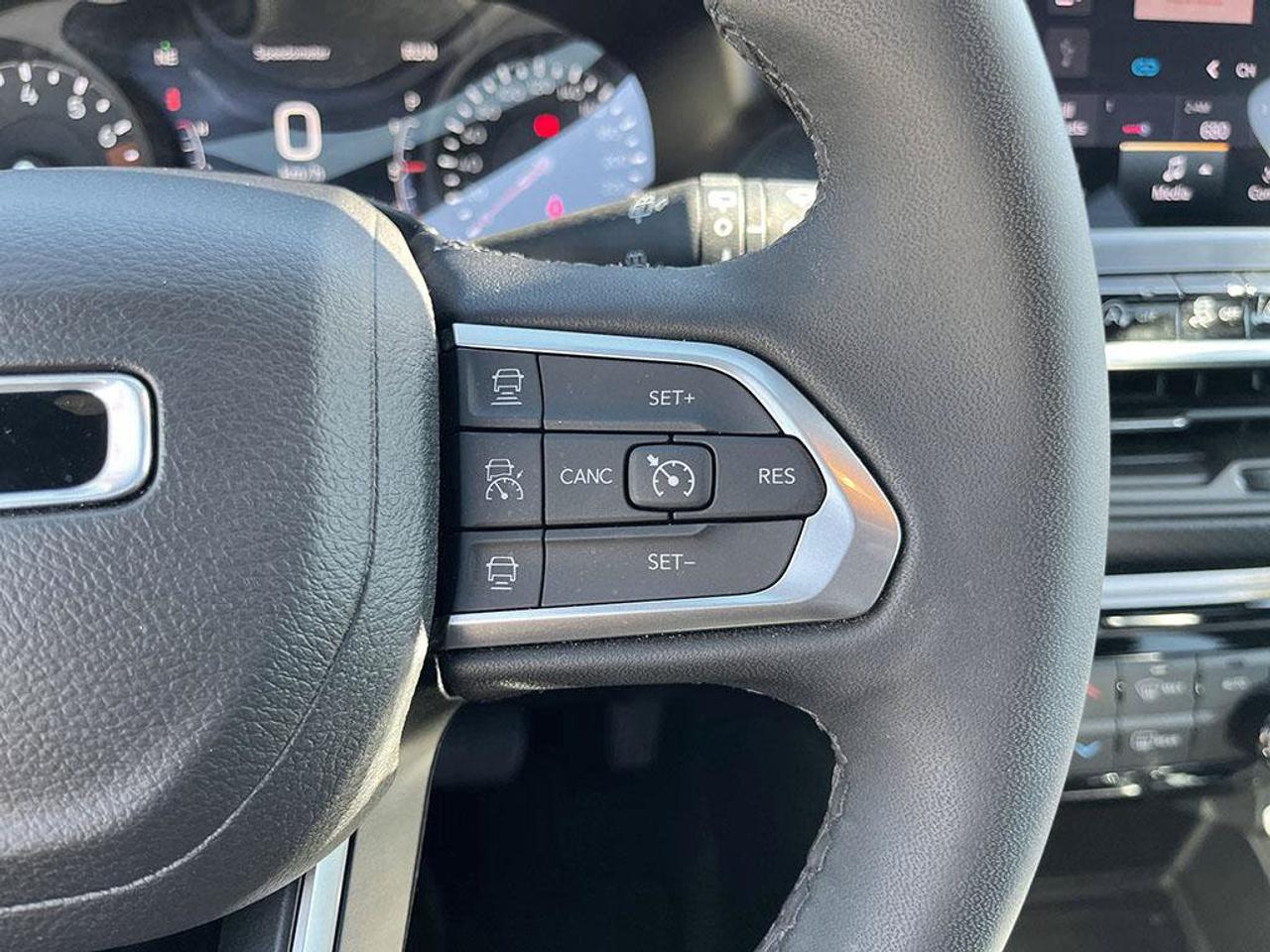2026 Jeep Compass Limited | Red Hot Pearl | One Owner | Clean CarFax | Ontario Vehicle | Great Value | Low KMS | Photo