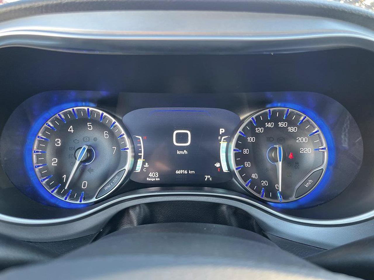 2025 Chrysler Pacifica Limited | Ceramic Grey | Clean CarFax | Fully Certified | New Tires | Leather | Sunroof | GPS |   | Photo