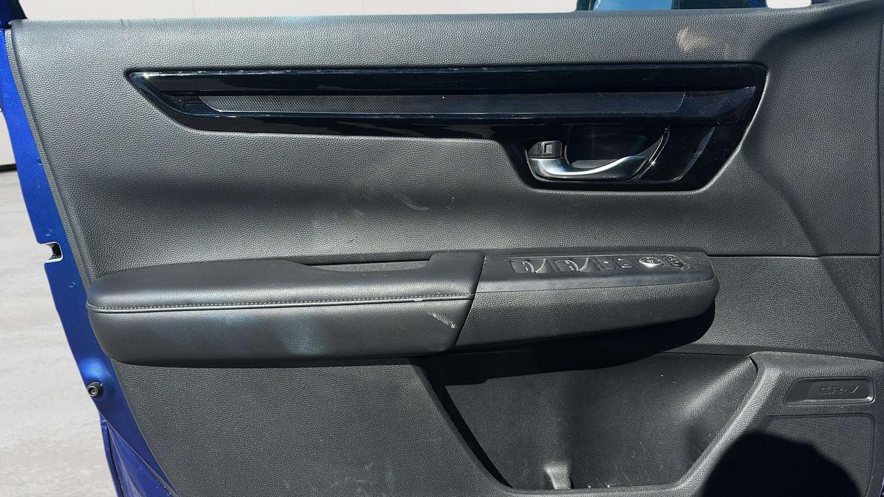 2025 Honda CR-V Sport Photo