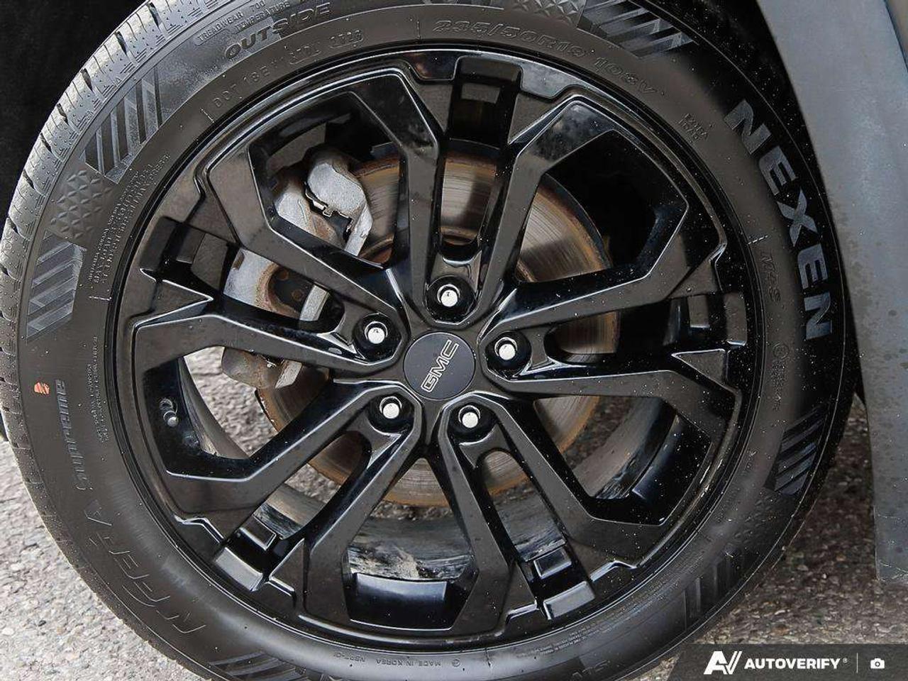 2019 GMC Terrain , 2.0L 4 CYL, AWD, ALLOYS, CLOTH, SUNROOF, ELEVATION, AS-TRADED! Photo
