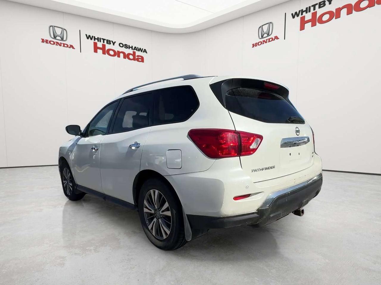 2019 Nissan Pathfinder SV Photo