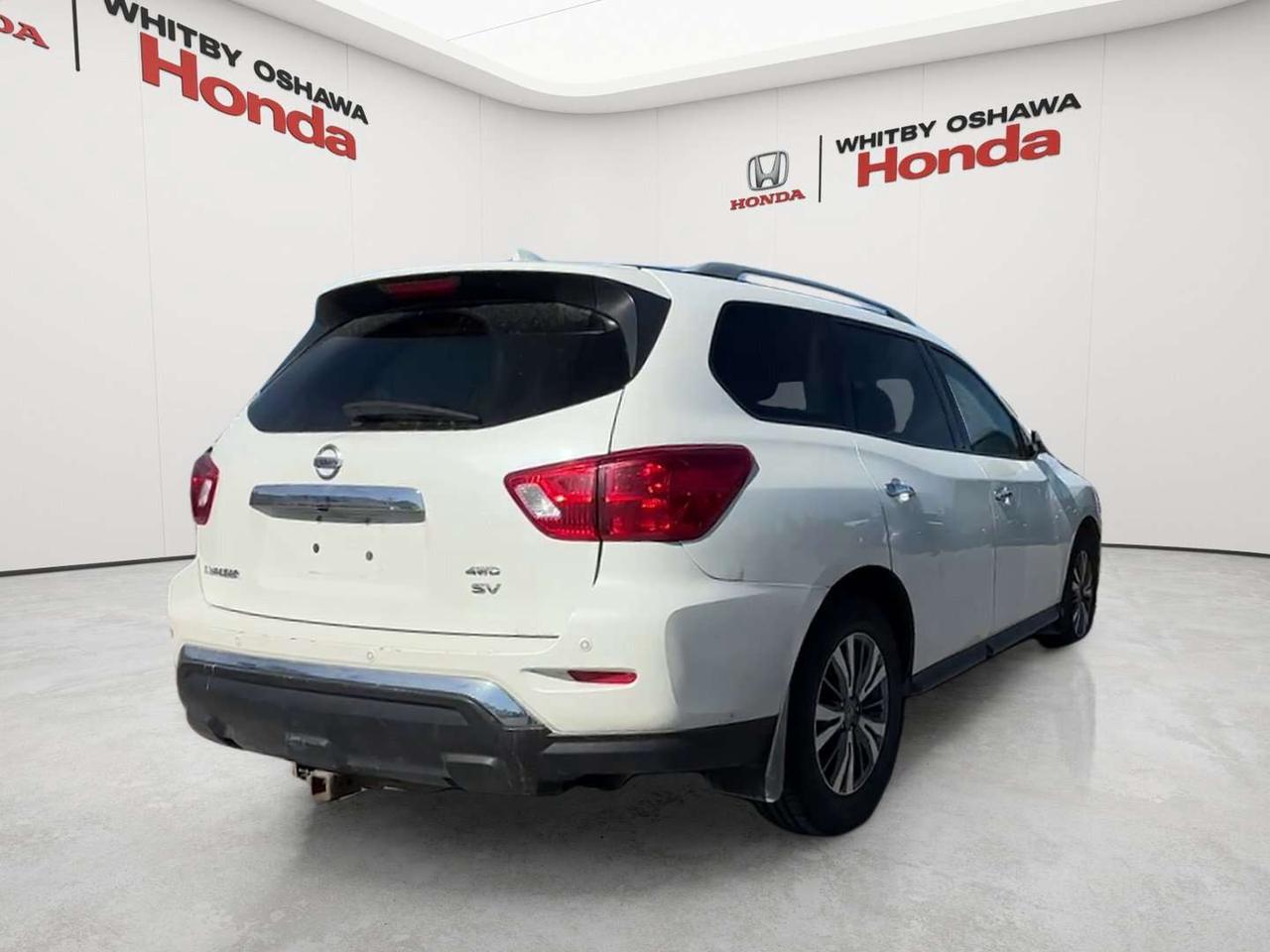 2019 Nissan Pathfinder SV Photo