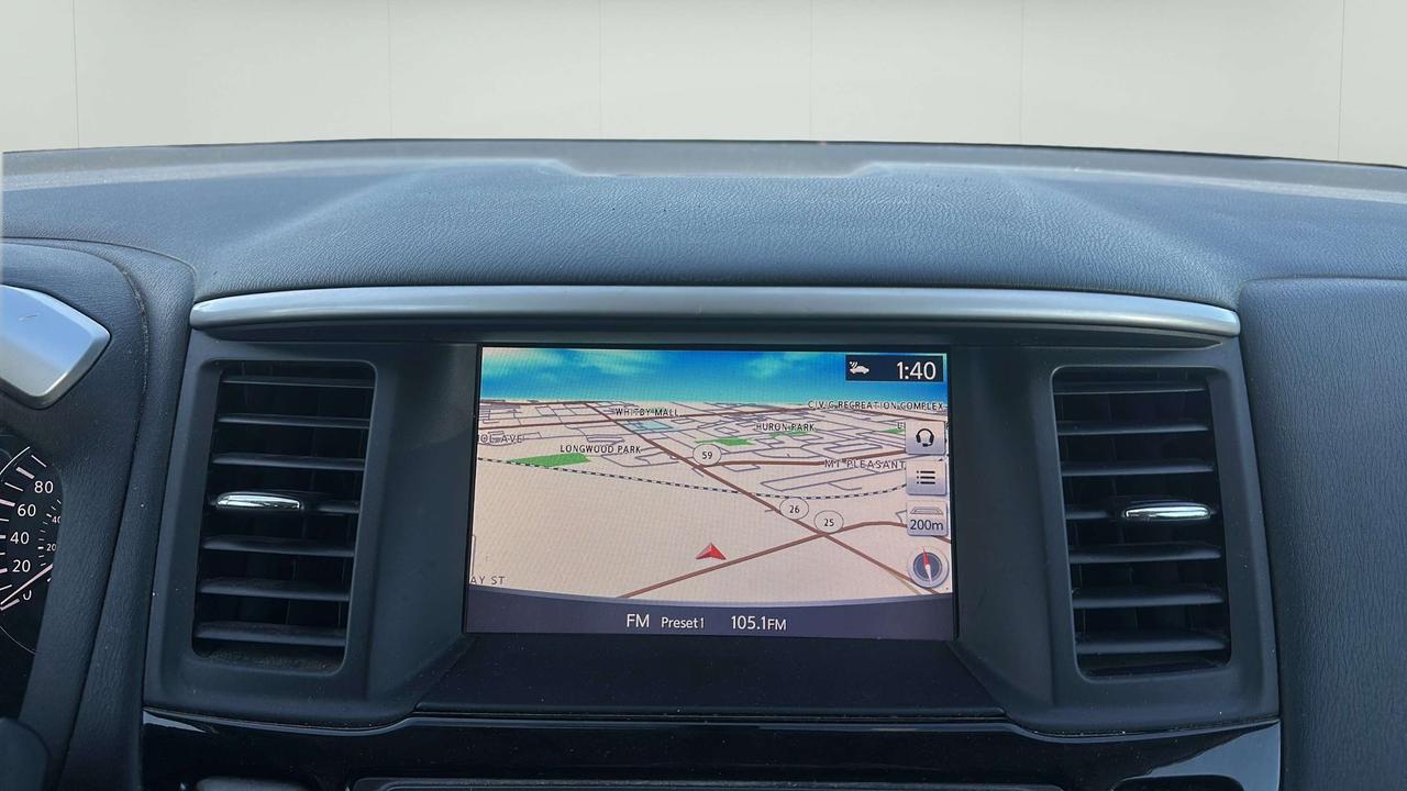 2019 Nissan Pathfinder SV Photo