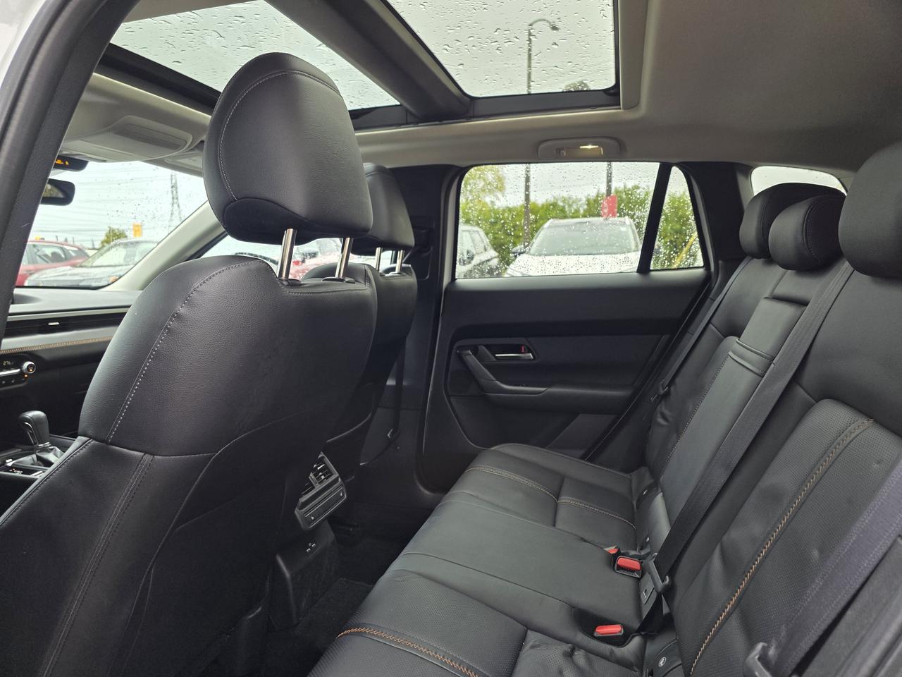 2023 Mazda CX-50 GT Photo
