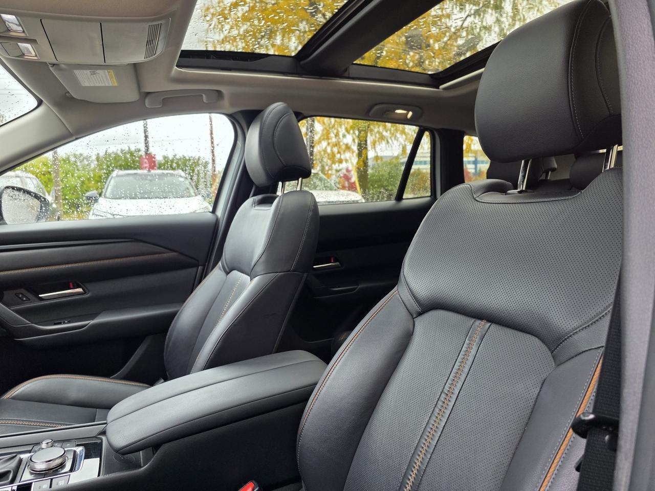 2023 Mazda CX-50 GT Photo