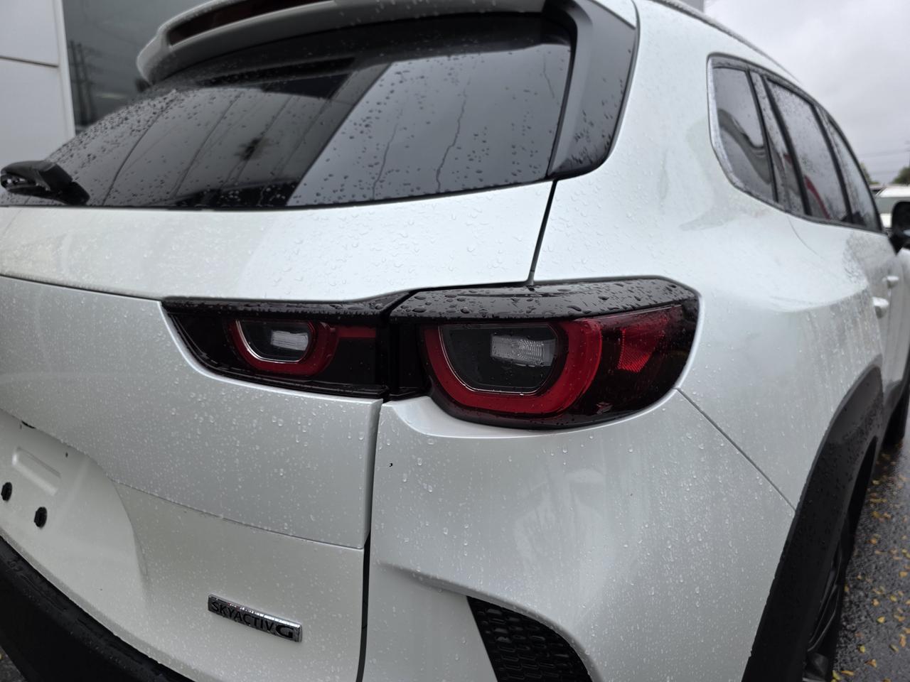 2023 Mazda CX-50 GT Photo