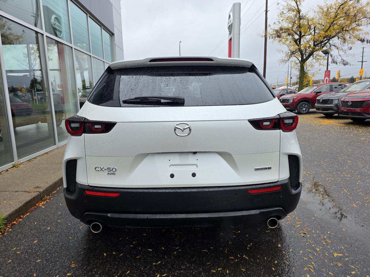 2023 Mazda CX-50 GT Photo