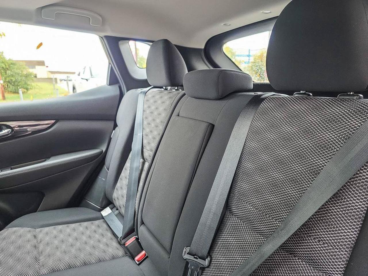 2022 Nissan Qashqai SV | Apple Car Play | Android Auto | Heated Seats | Photo