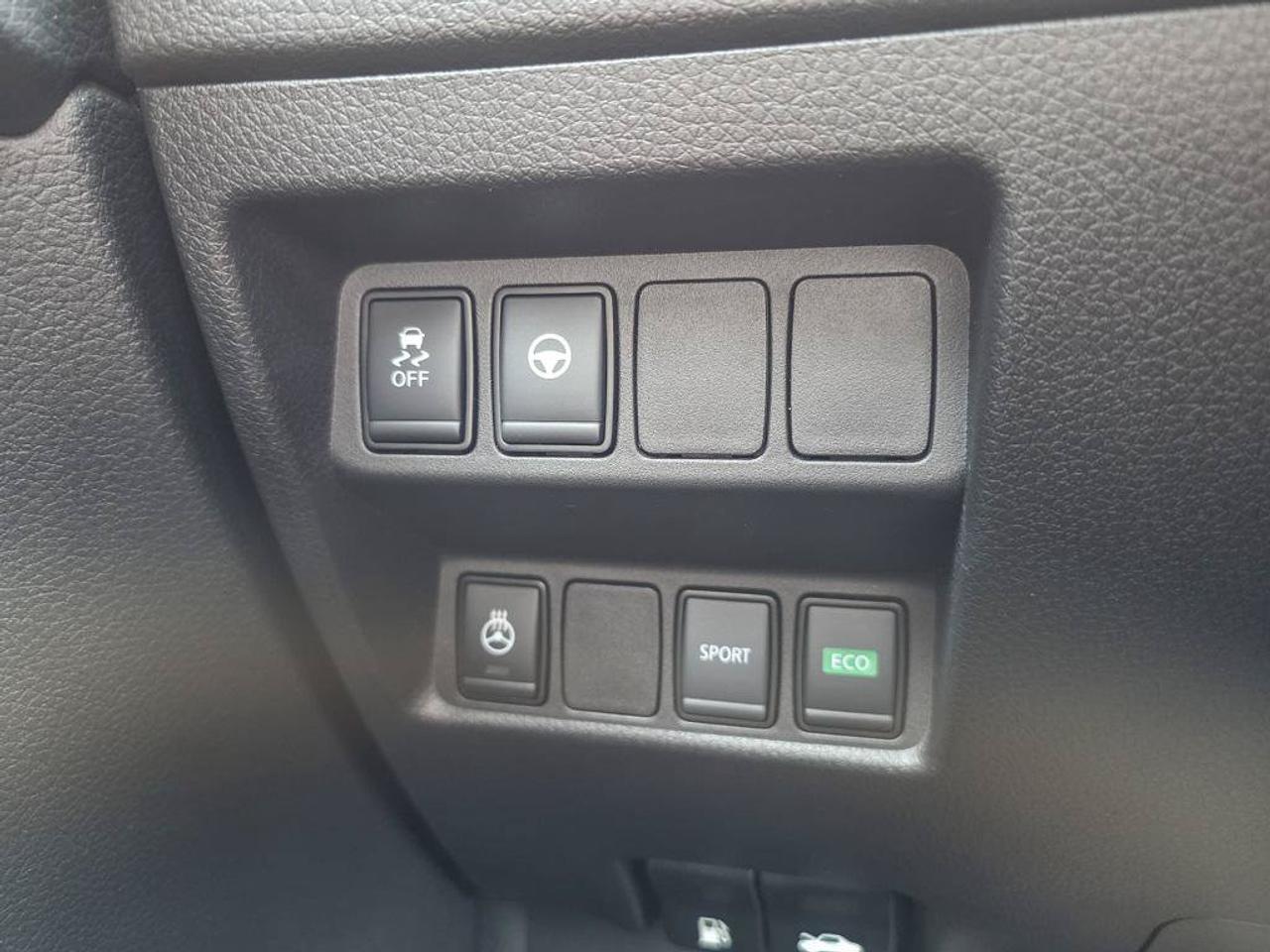 2022 Nissan Qashqai SV | Apple Car Play | Android Auto | Heated Seats | Photo