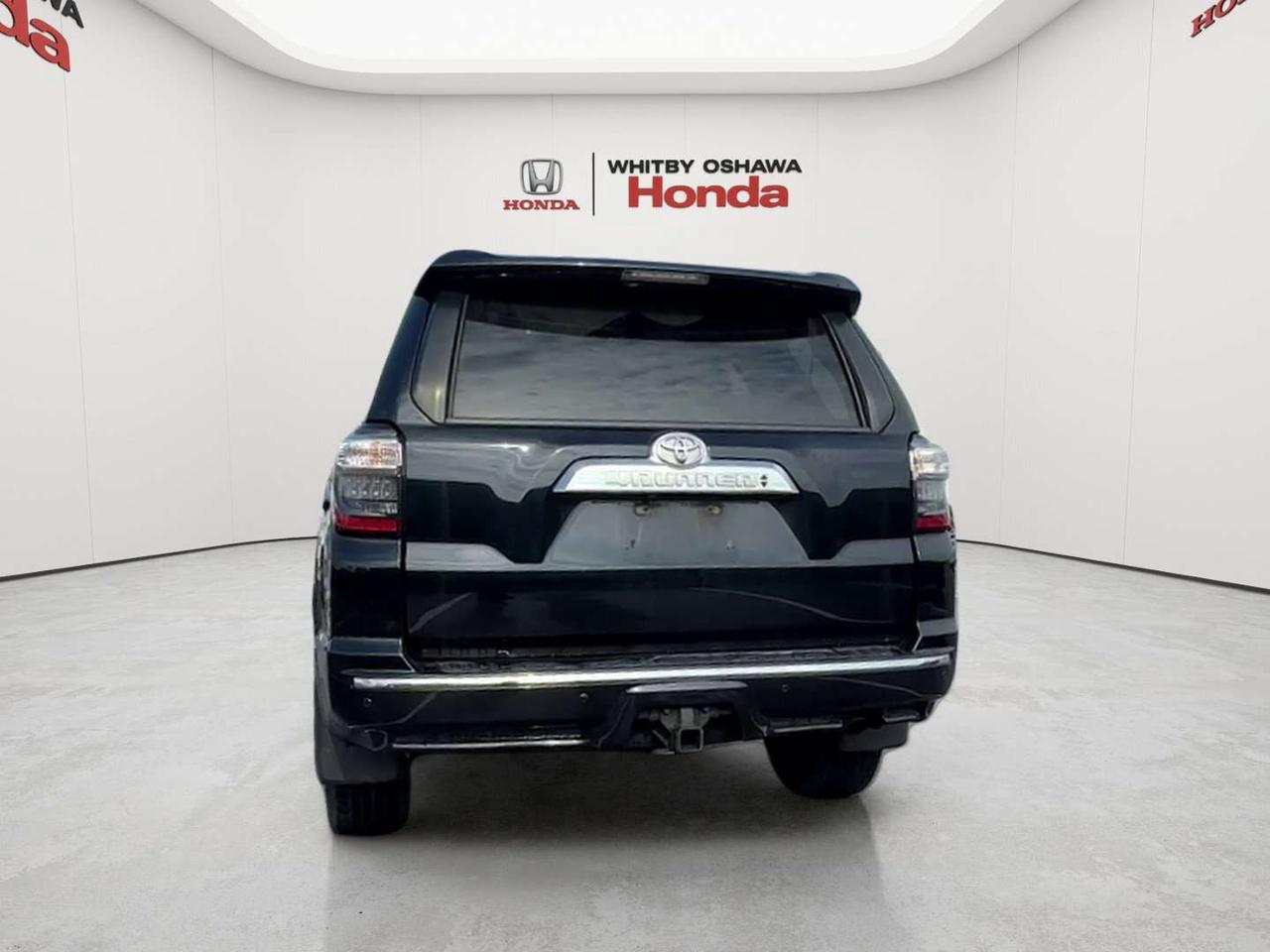 2016 Toyota 4Runner SR5 Photo
