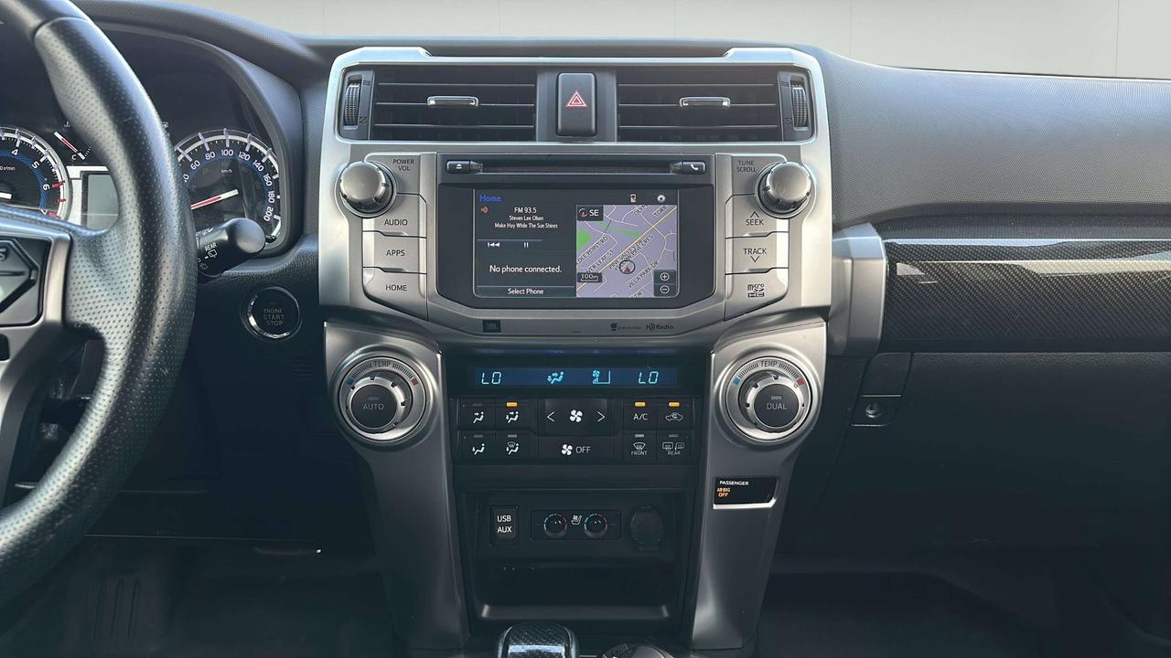 2016 Toyota 4Runner SR5 Photo