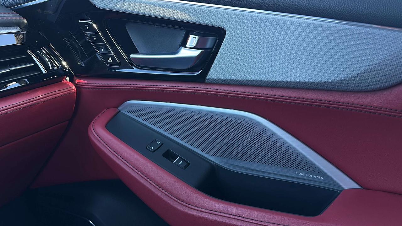 2025 Acura MDX A-Spec Photo