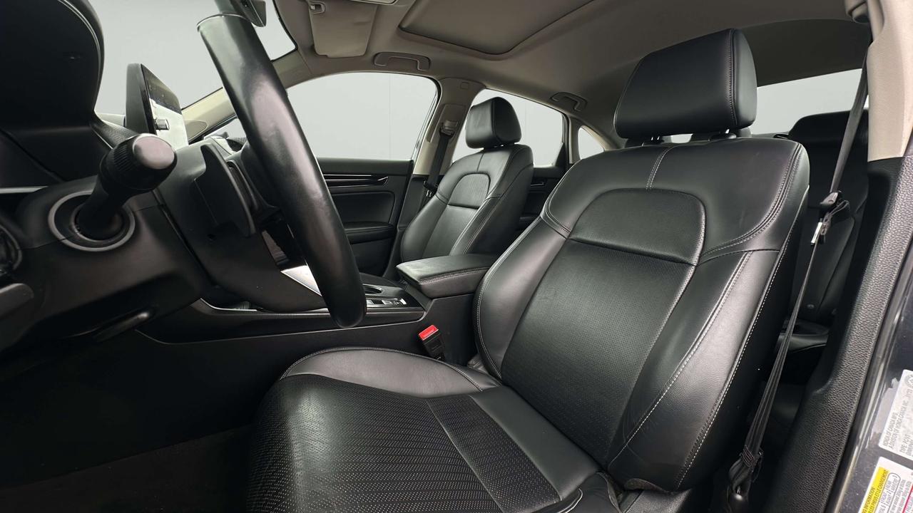 2023 Honda Civic Touring Photo