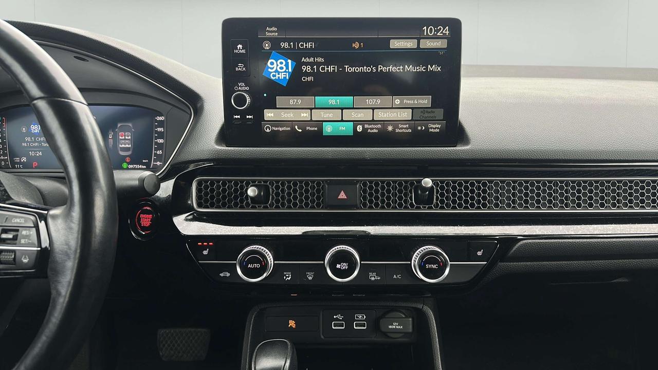 2023 Honda Civic Touring Photo