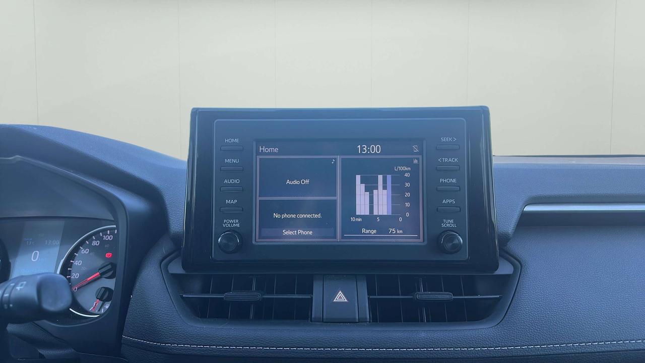 2019 Toyota RAV4 LE Photo