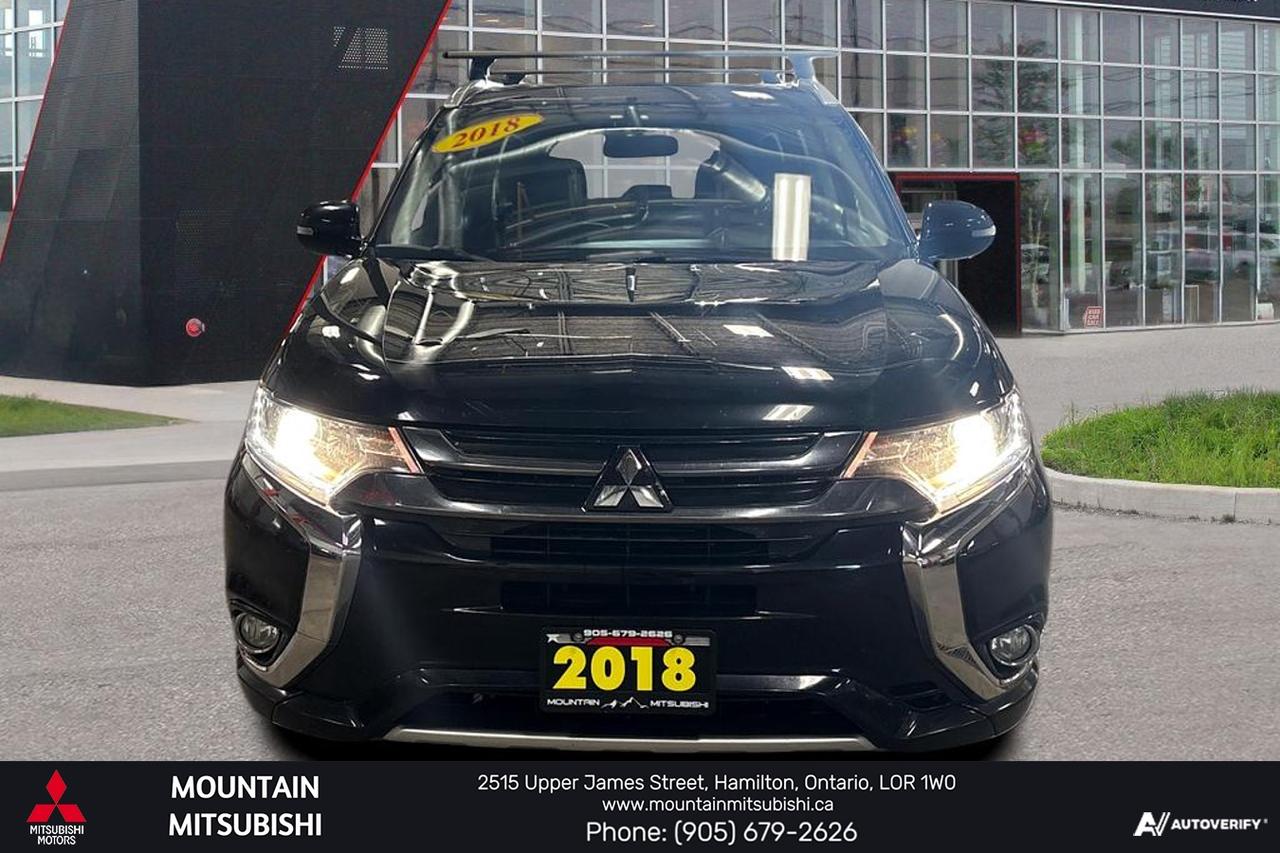 2018 Mitsubishi Outlander PHEV SE Photo