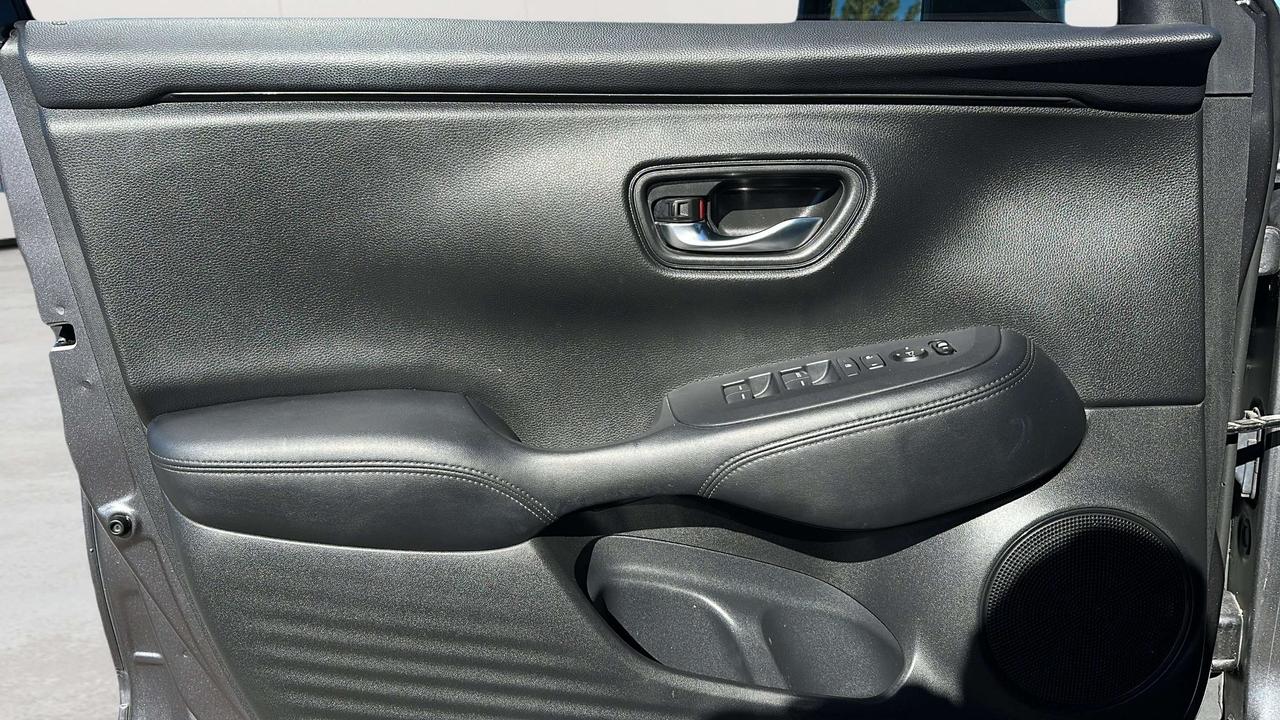 2023 Honda HR-V LX Photo