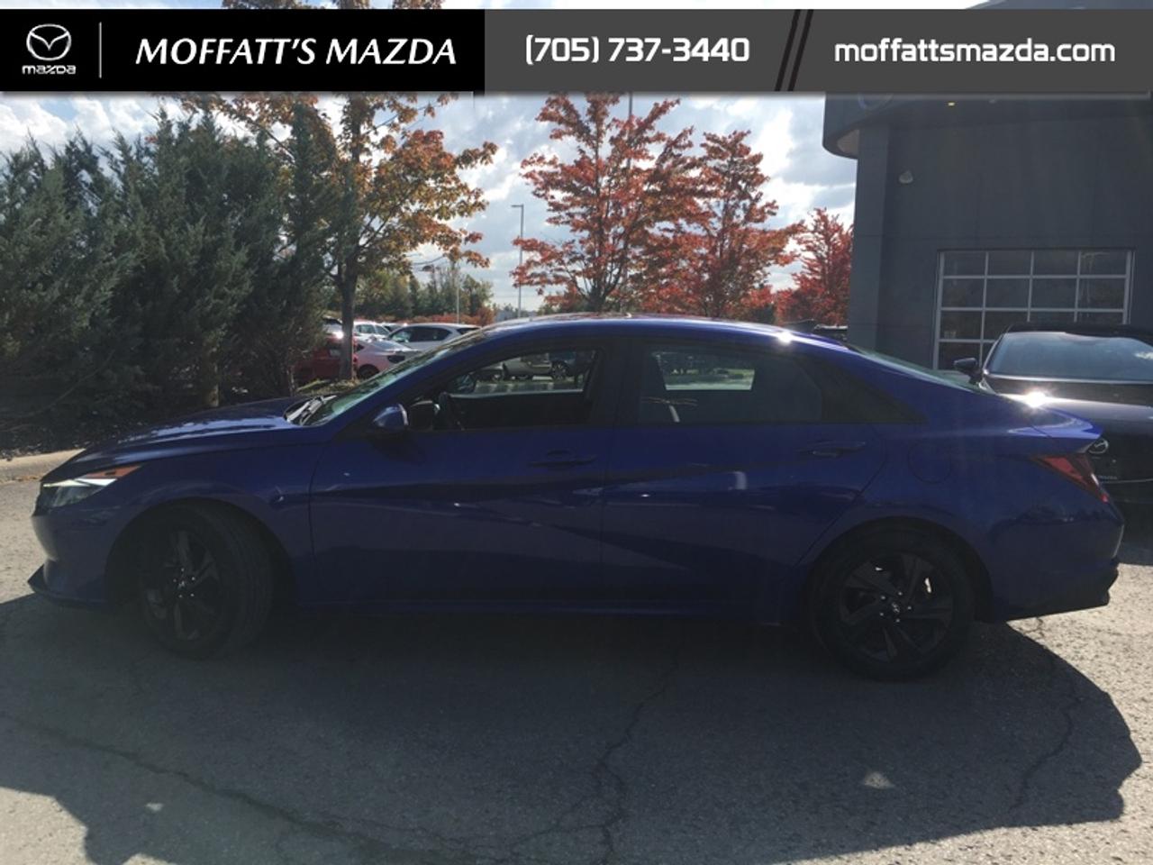 2023 Hyundai Elantra Preferred w/Sun and Tech Photo1