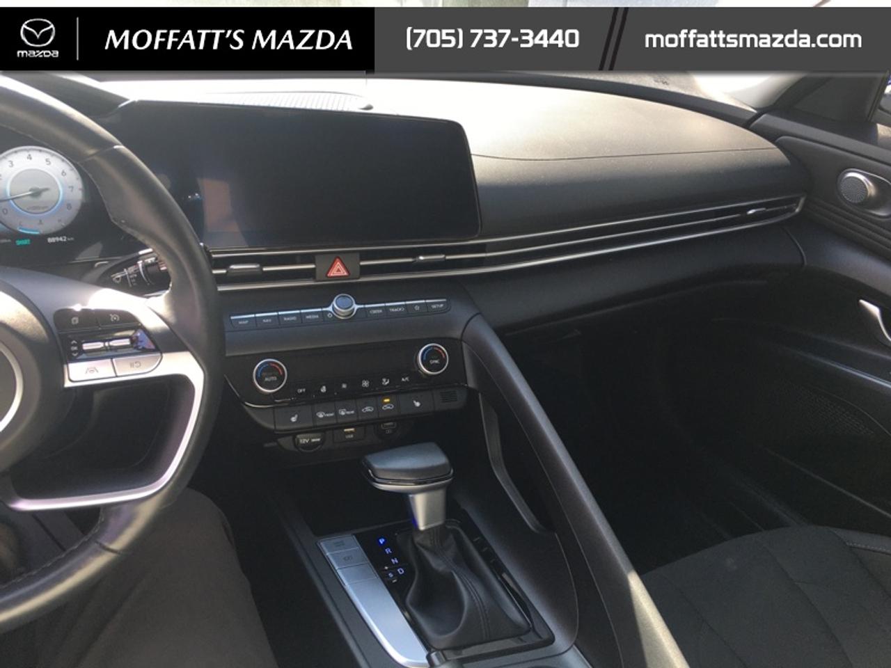 2023 Hyundai Elantra Preferred w/Sun and Tech Photo