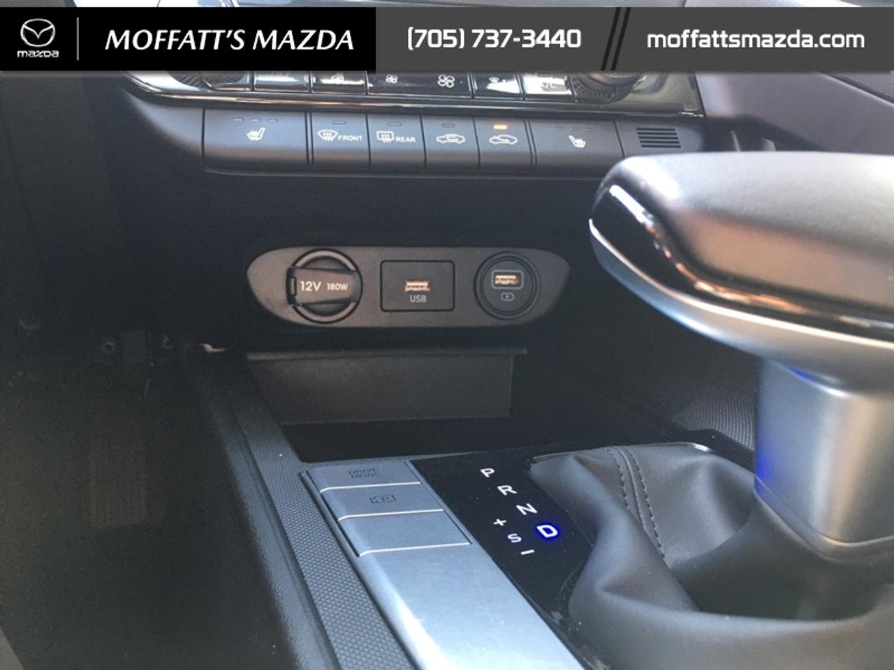 2023 Hyundai Elantra Preferred w/Sun and Tech Photo