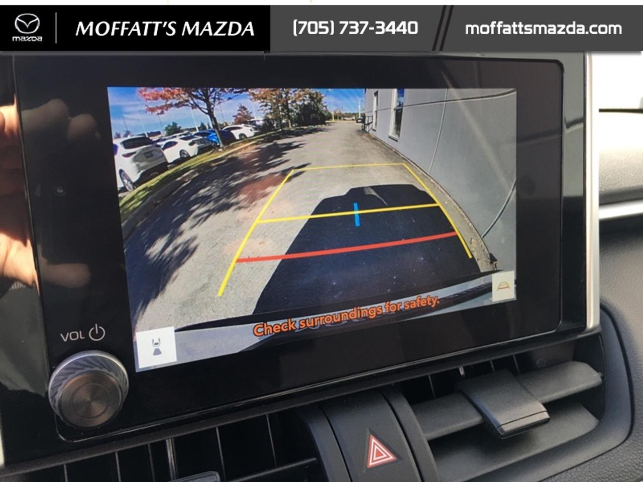 2025 Toyota RAV4 Hybrid XLE Photo