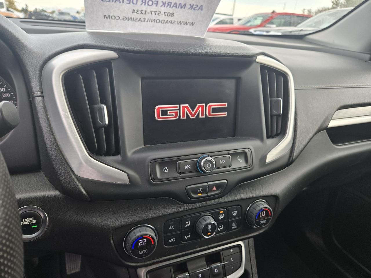 2024 GMC Terrain SLE Photo