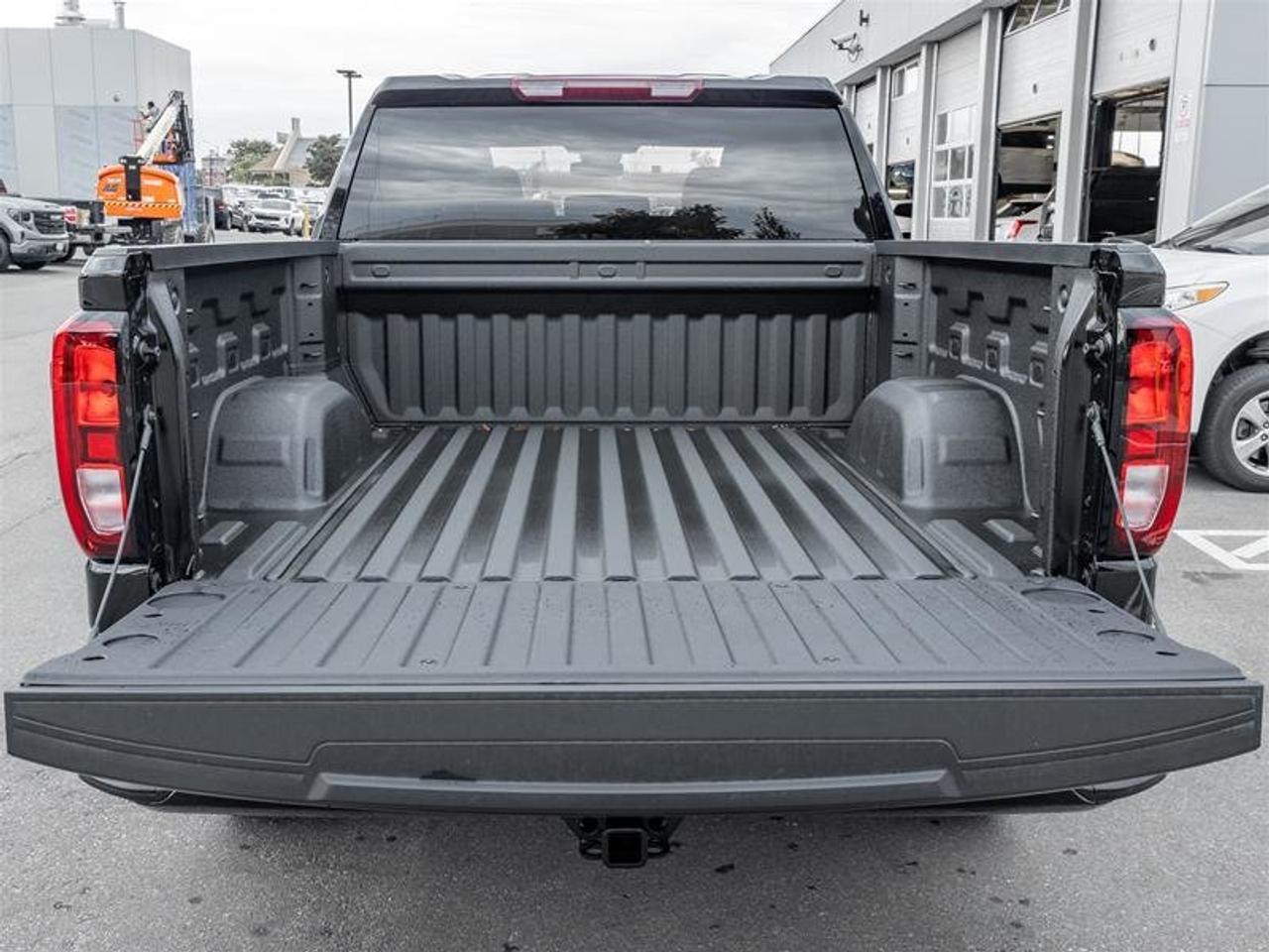 2026 GMC Sierra 1500 PRO Photo
