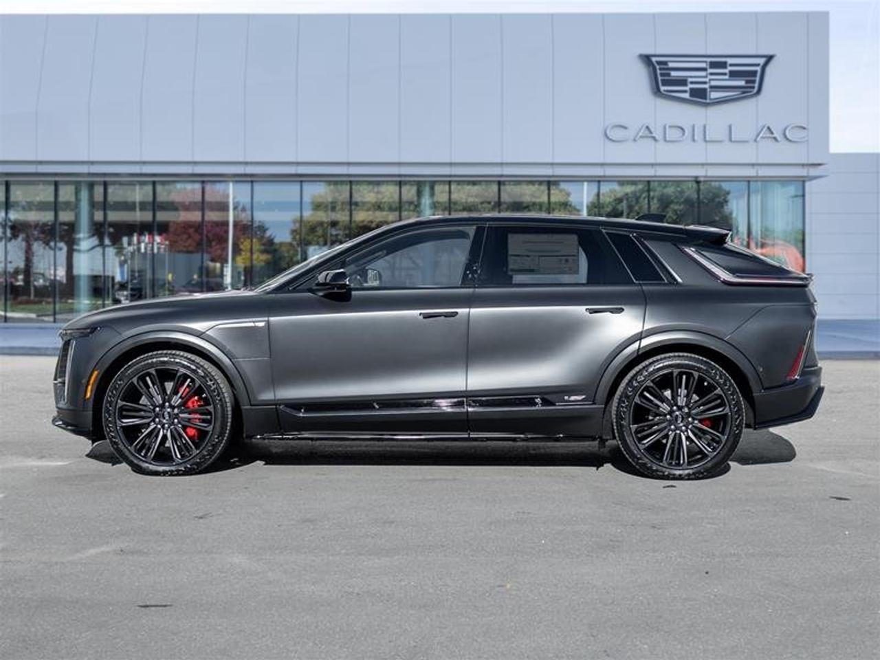 2027 Cadillac LYRIQ-V V Photo