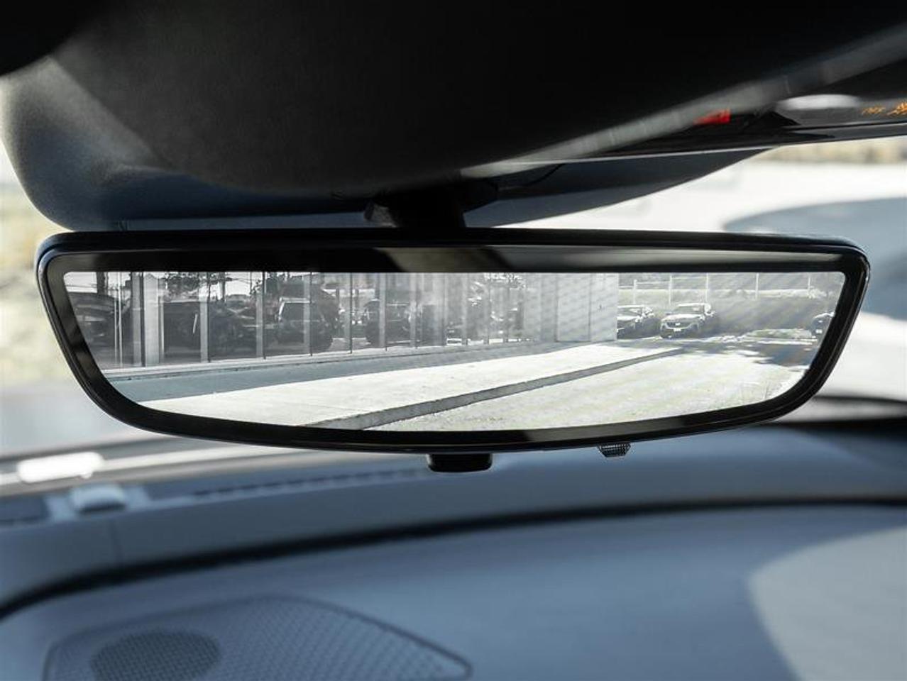 2027 Cadillac LYRIQ-V V Photo