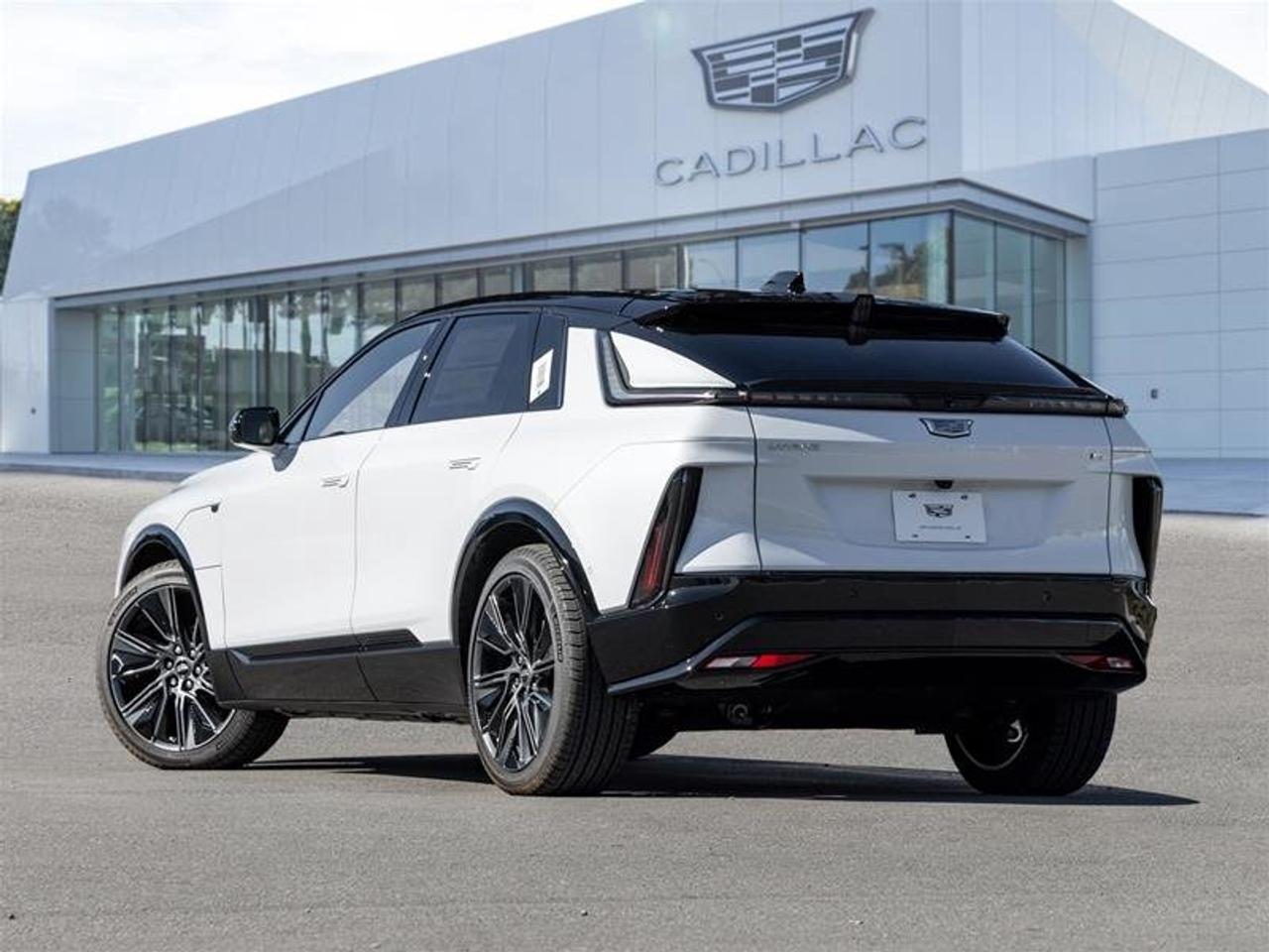 2027 Cadillac LYRIQ Signature Sport Photo