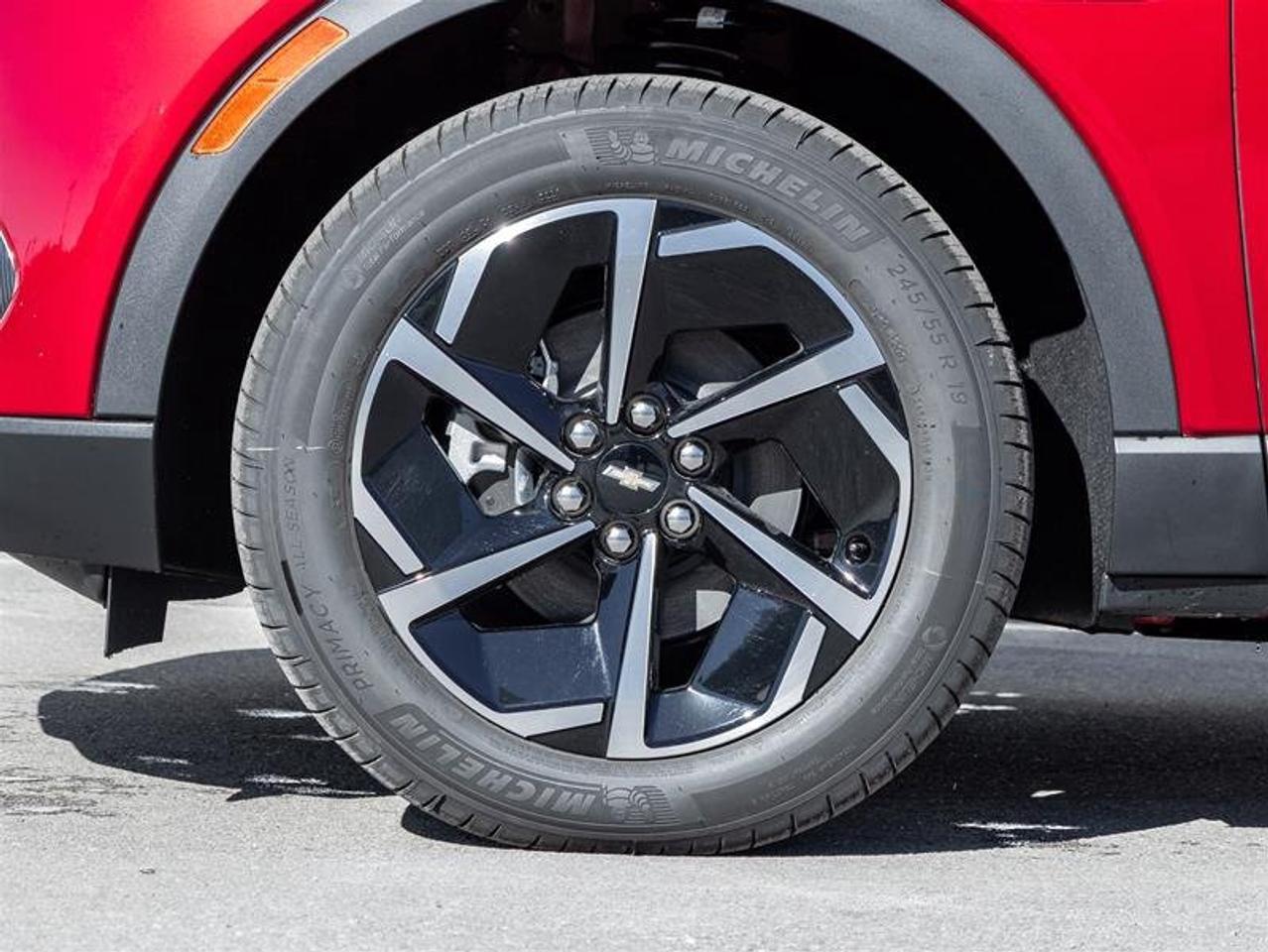 2027 Chevrolet Equinox EV LT1 Photo3