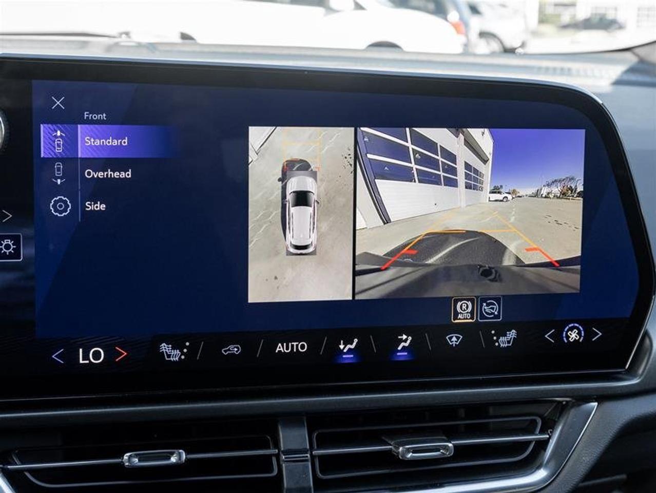 2027 Chevrolet Equinox EV LT1 Photo
