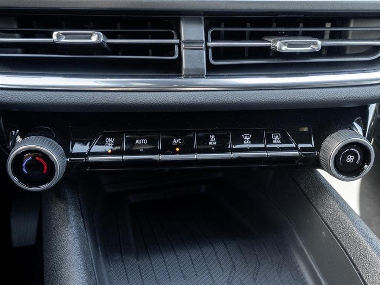 2027 Chevrolet Equinox EV LT1 Photo