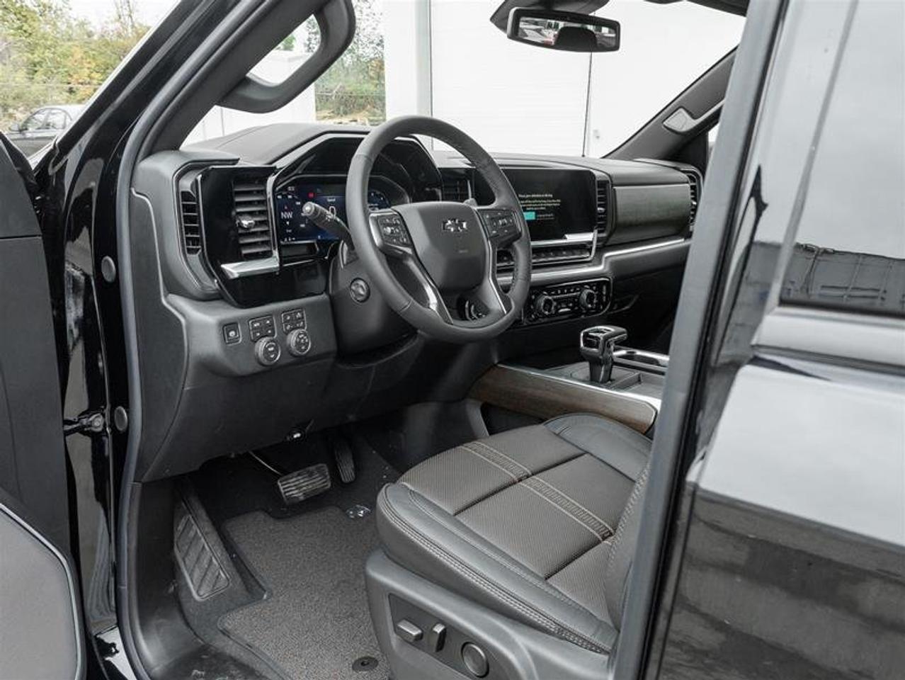 2026 Chevrolet Silverado 1500 High Country Photo
