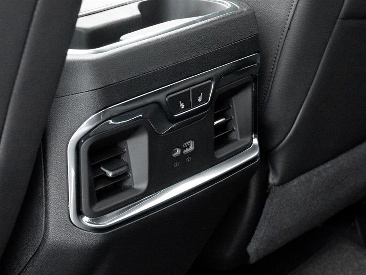 2026 Chevrolet Silverado 1500 High Country Photo