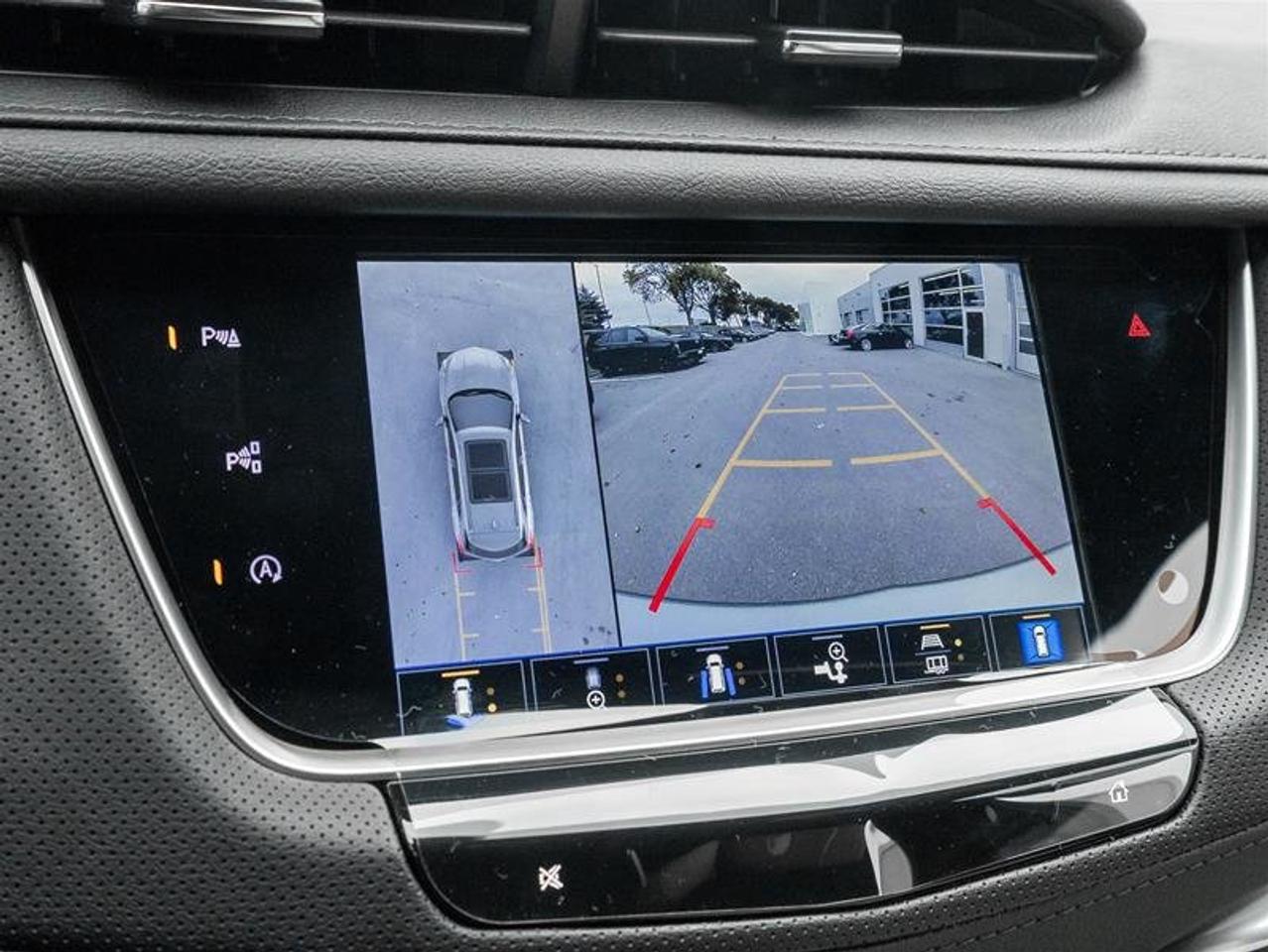 2026 Cadillac XT5 Sport Photo