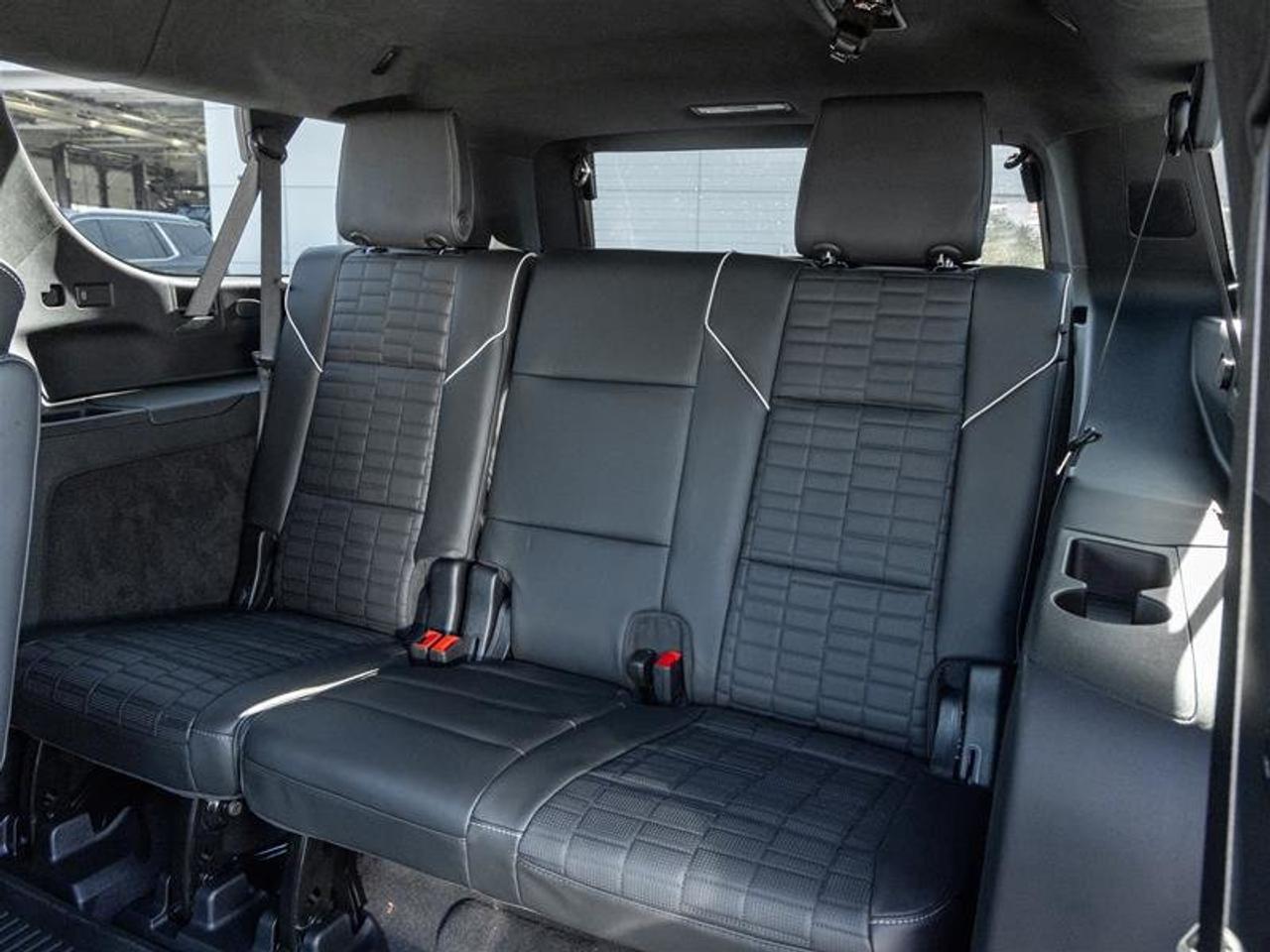 2026 Cadillac Escalade ESV Platinum Sport Photo