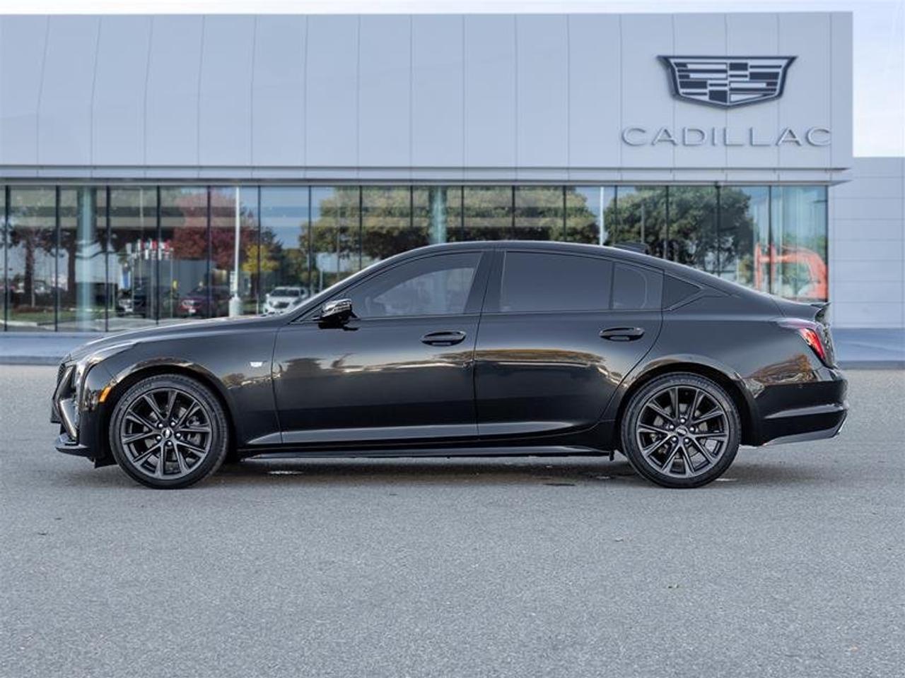 2025 Cadillac CT5 4dr Sdn Sport Photo2