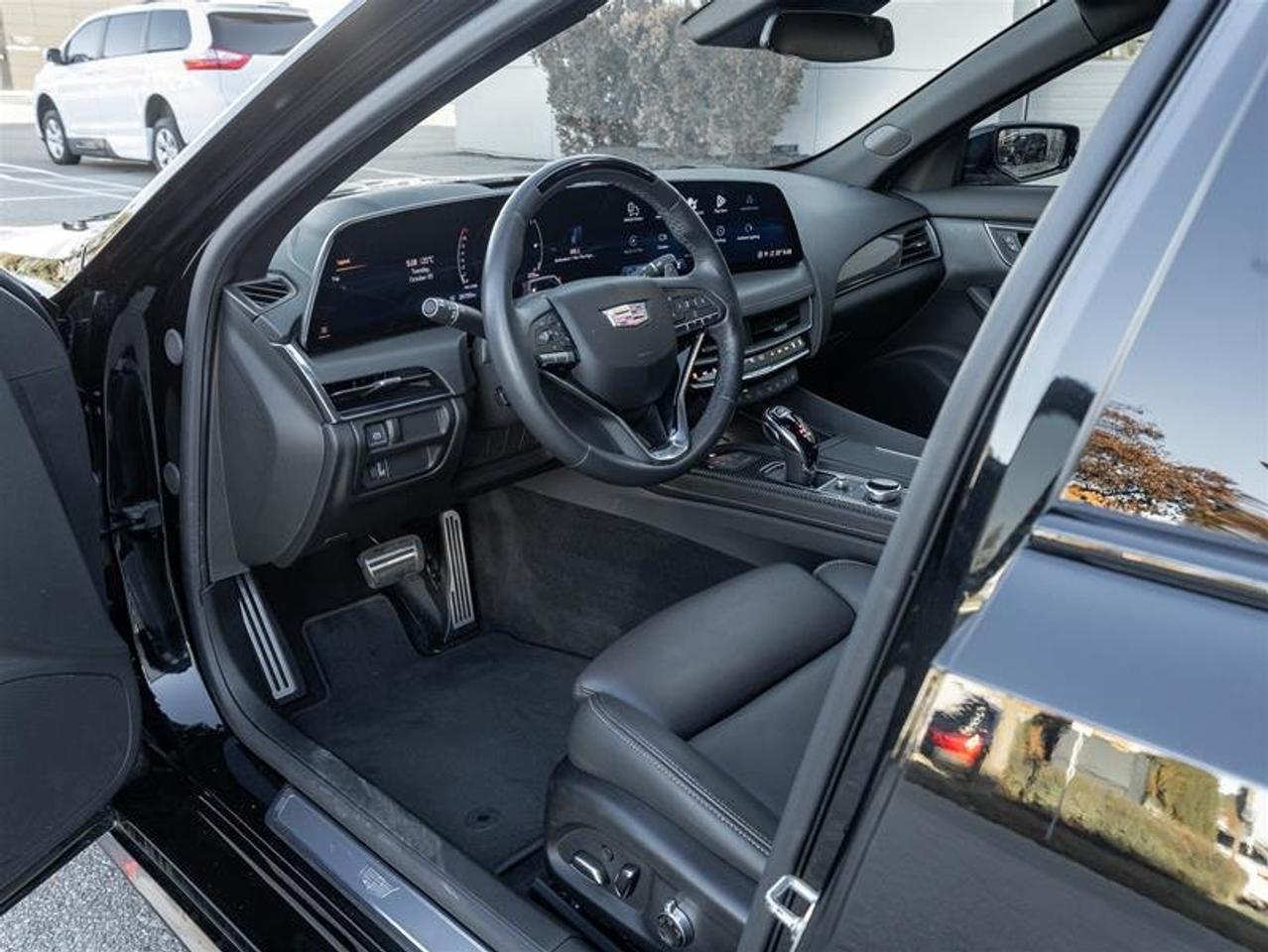 2025 Cadillac CT5 4dr Sdn Sport Photo