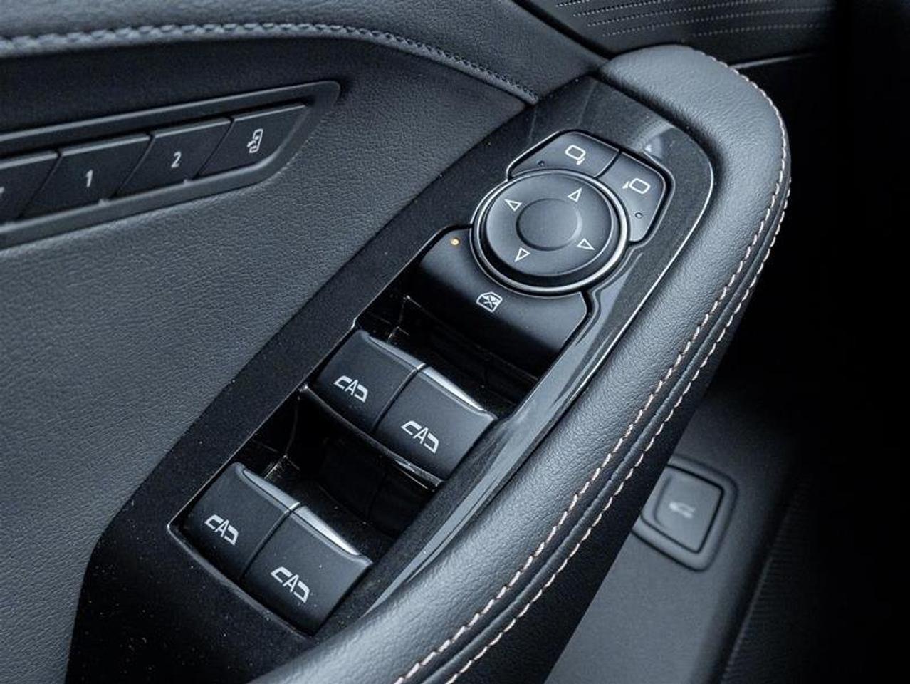 2025 Cadillac CT5 4dr Sdn Sport Photo