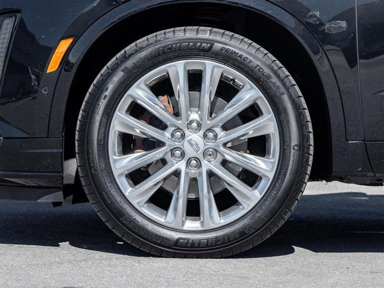 2023 Cadillac XT6 Premium Luxury AWD Photo