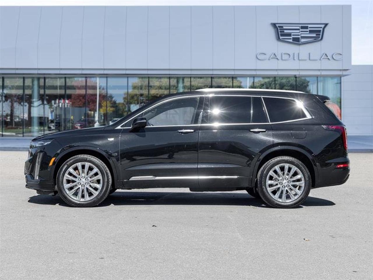2023 Cadillac XT6 Premium Luxury AWD Photo2