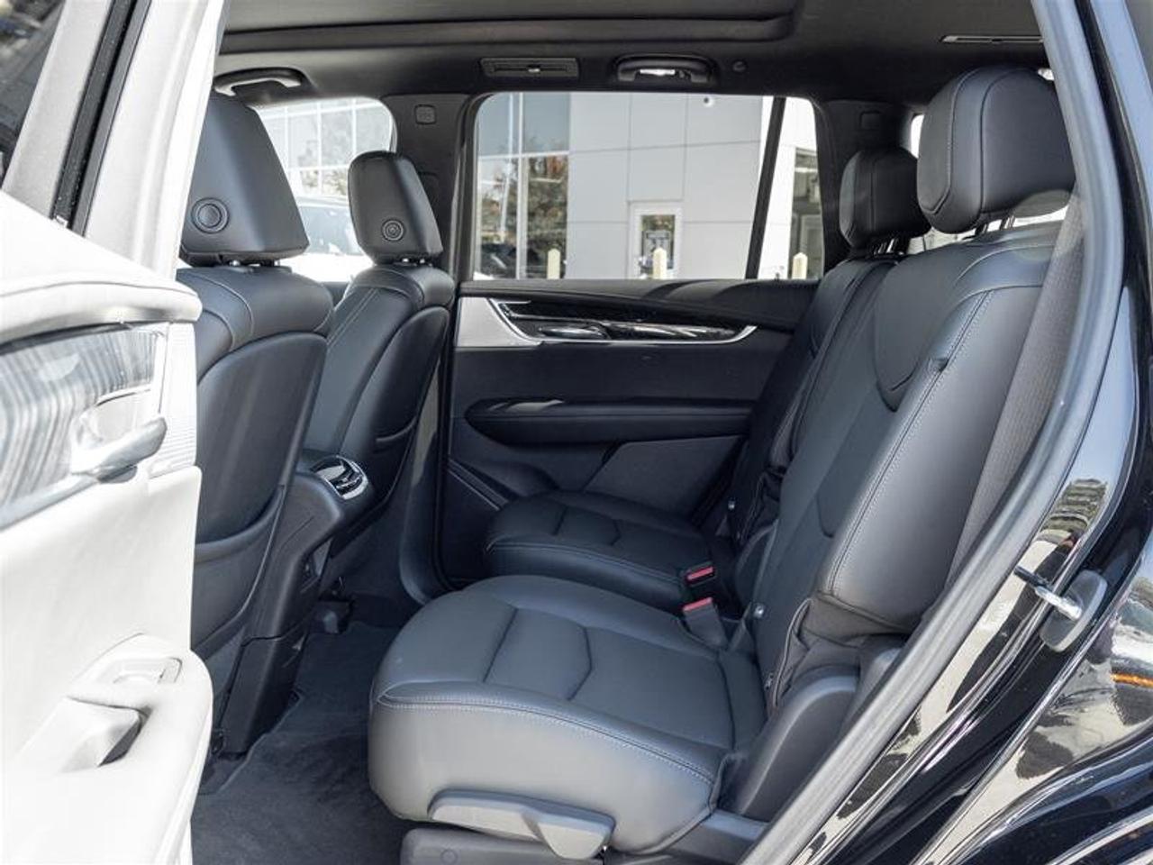 2023 Cadillac XT6 Premium Luxury AWD Photo