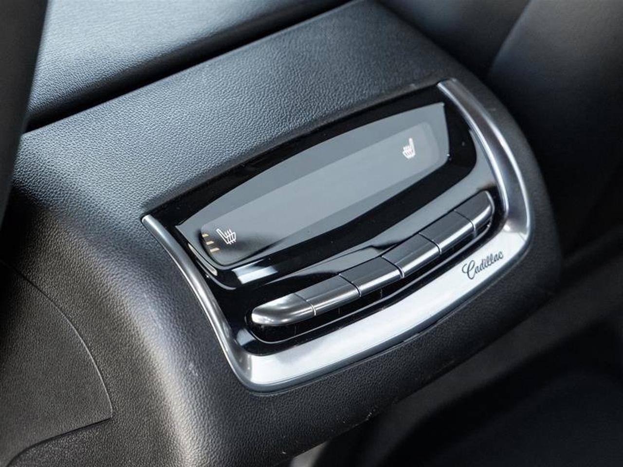 2023 Cadillac XT6 Premium Luxury AWD Photo