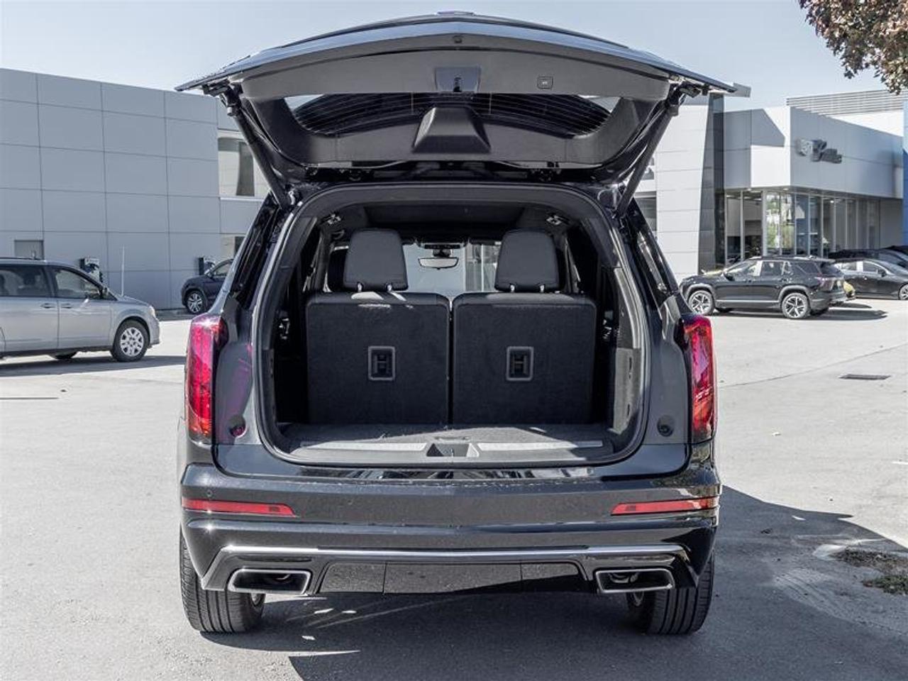 2023 Cadillac XT6 Premium Luxury AWD Photo