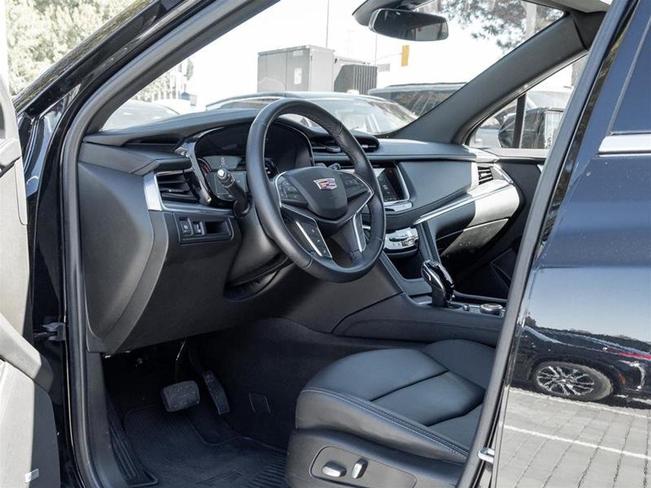 2024 Cadillac XT5 AWD 4dr Luxury Photo