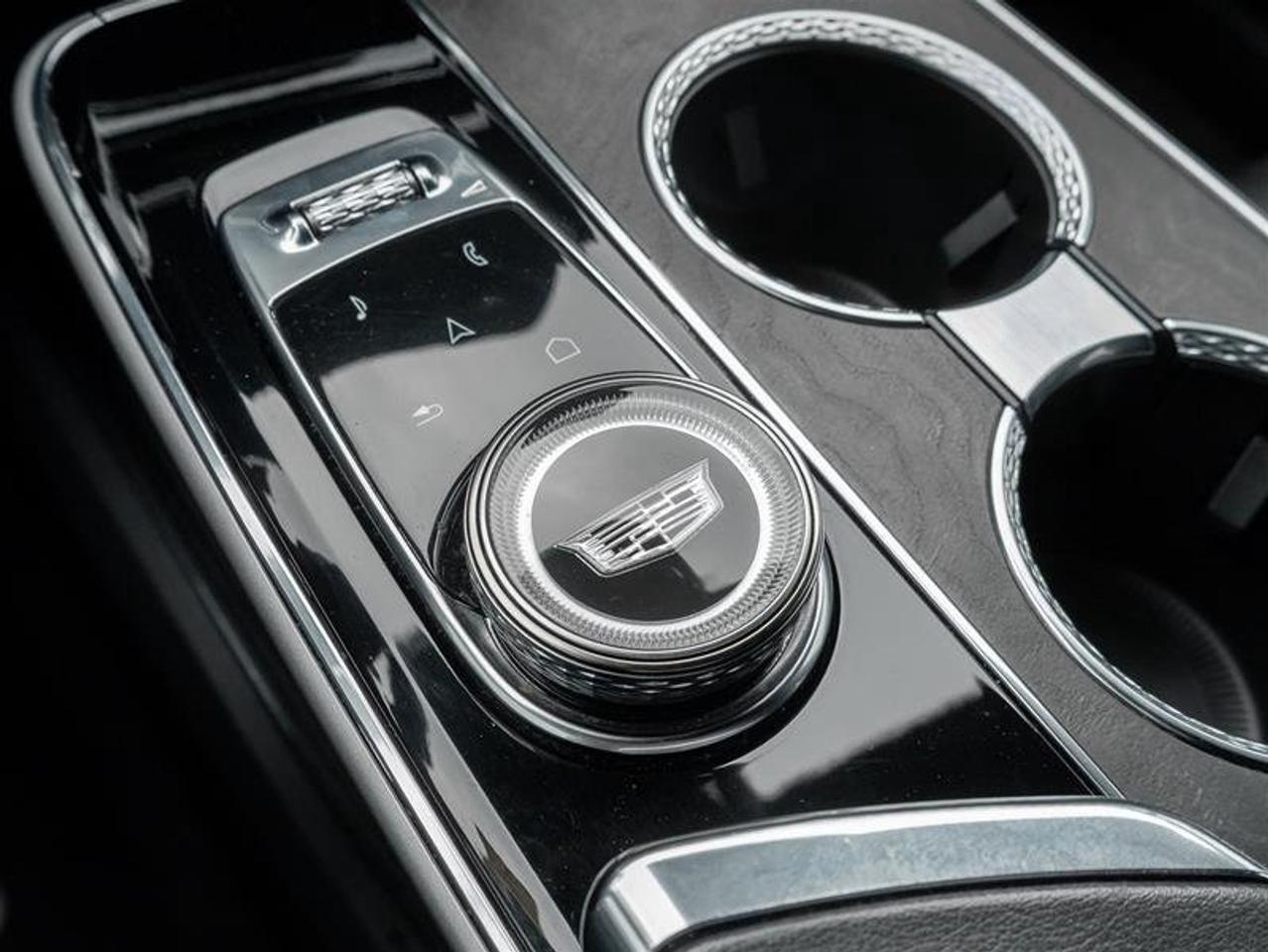 2023 Cadillac LYRIQ Luxury RWD Photo