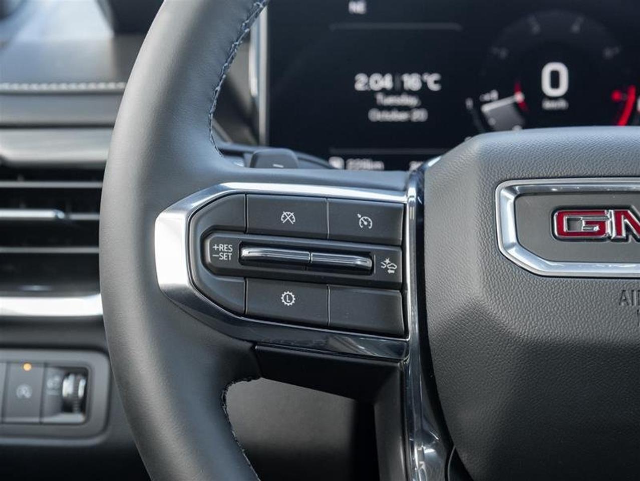 2027 GMC Acadia ELEVATION Photo