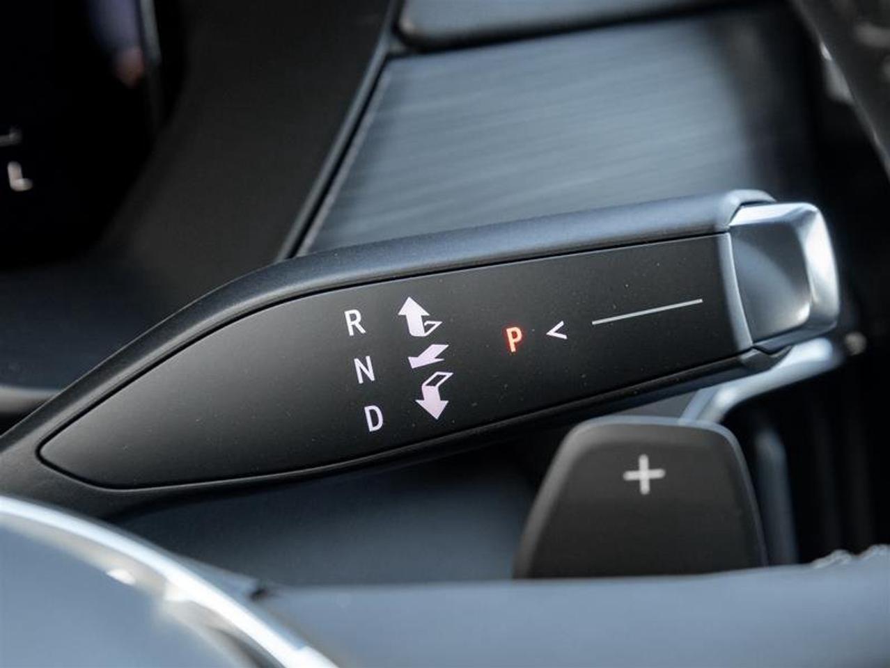 2027 GMC Acadia ELEVATION Photo